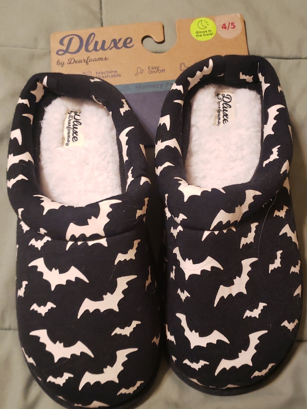 dearfoams Kids Black Slippers with White Bat Print